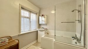 Photo 16- click for photo gallery